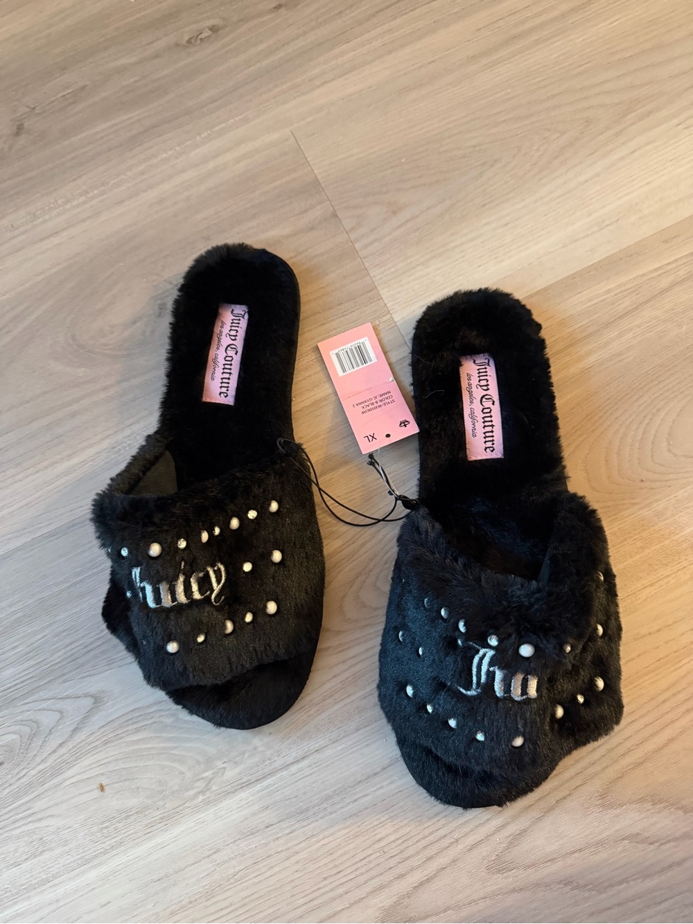 NWT Juicy Couture Black Fuzzy Pearl-Stud Slide Slippers